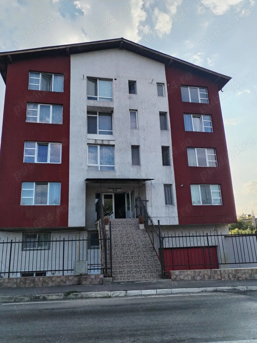 Vând apartament in Ghimbav cu 3 camere