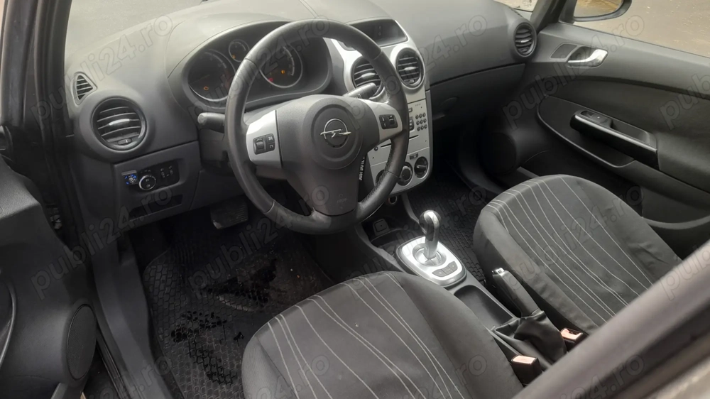 Corsa Automată 2011 1.2 benzină-Gpl 