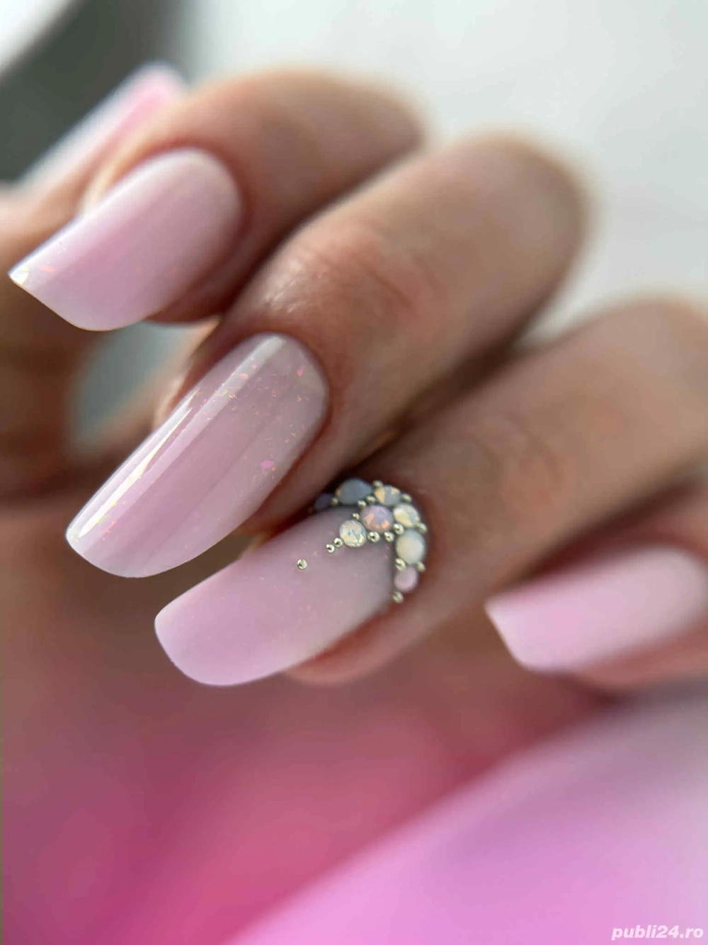 Angajez tehnician pedichiura