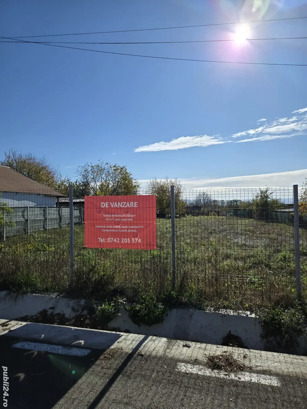 Aroneanu-Teren central intravilan 1000mp