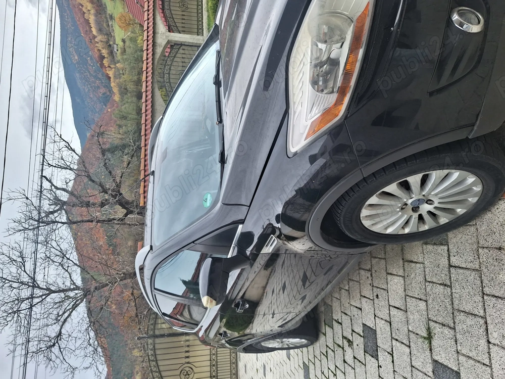 Vând Ford Kuga 2009.