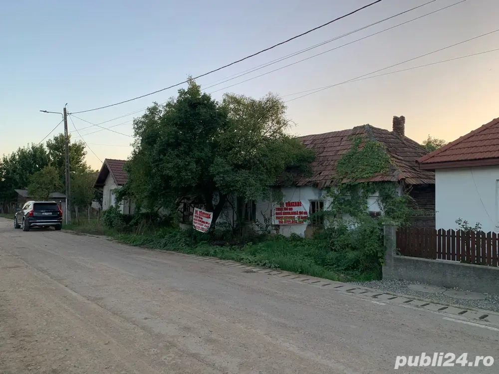 vand teren 700mp cu casa fara valoare