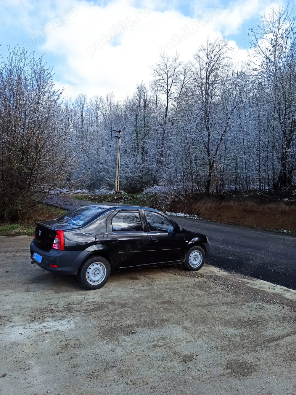 Vând Logan 1.4 MPI bine întreținut  Vând Logan 1.4 MPI bine întreținut