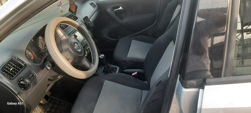 auto Volkswagen Polo 