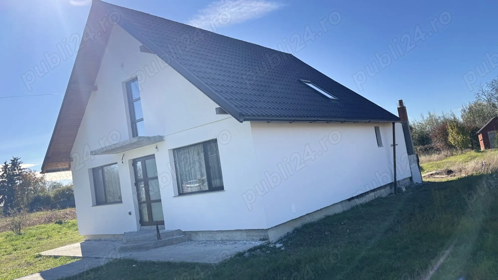 Vând casă în sat Girov,Neamț 