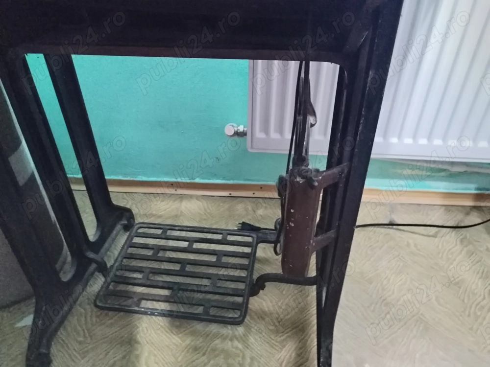 Vând mașina de cusut Ileana