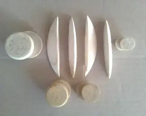 Dopuri si barcute ptr.reparatii lemn