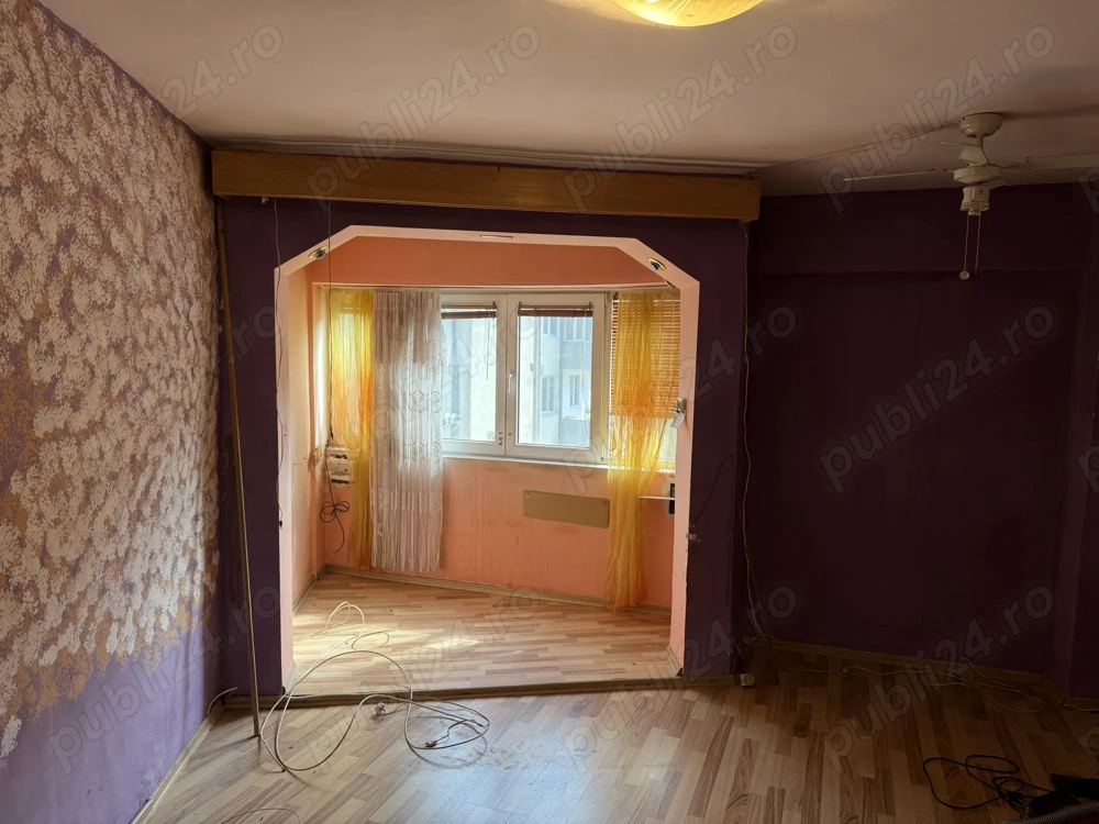 Apartament de vânzare   53 mp   Nehoiu,