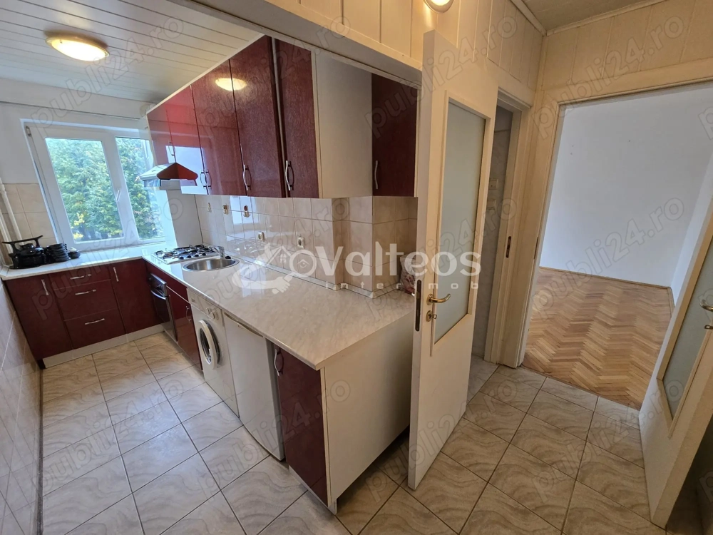 Reșița, apartament 2camere, etaj 2, Lunca Pomostului, zona Politie