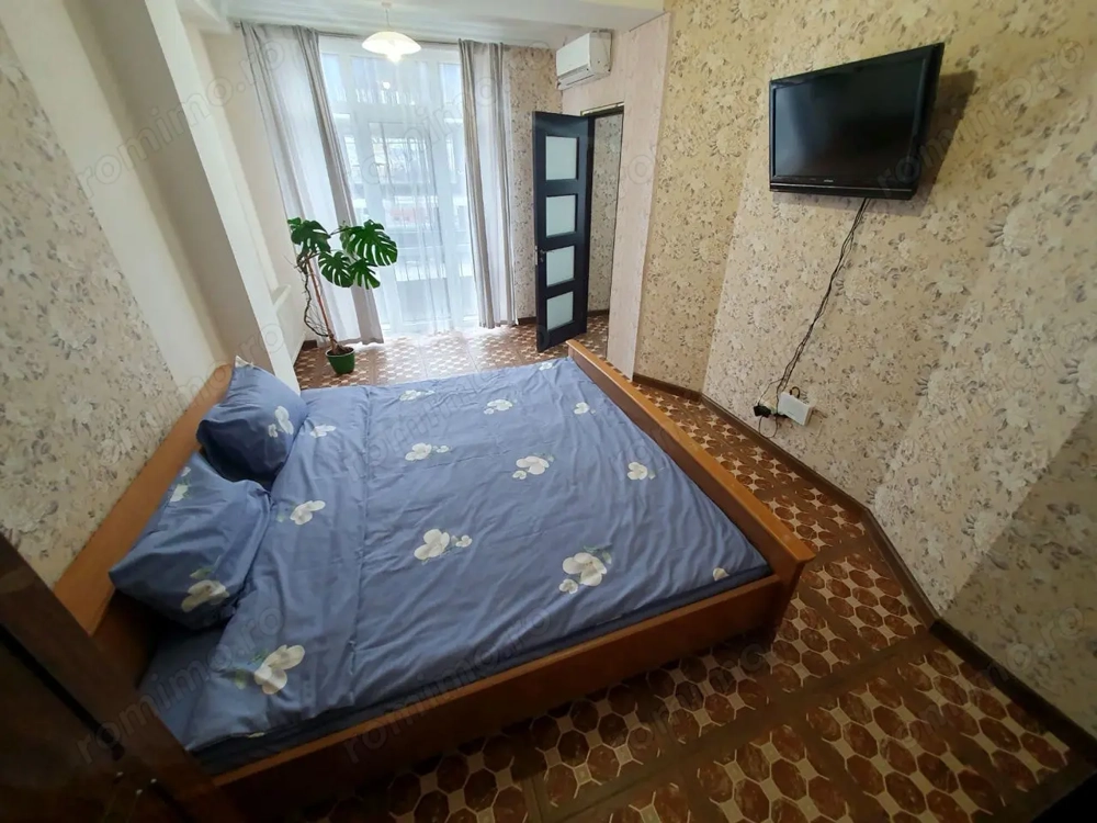 garsoniera in zona 13 septembrie cu centrala proprie