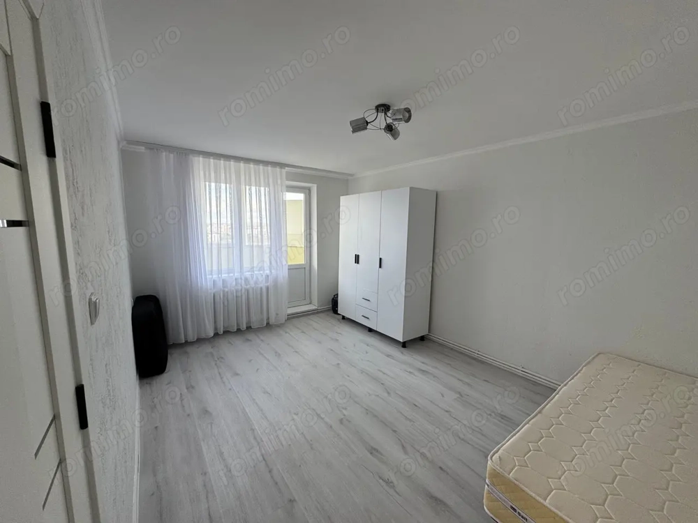 garsoniera in zona Aparatorii Patriei aproape de metrou