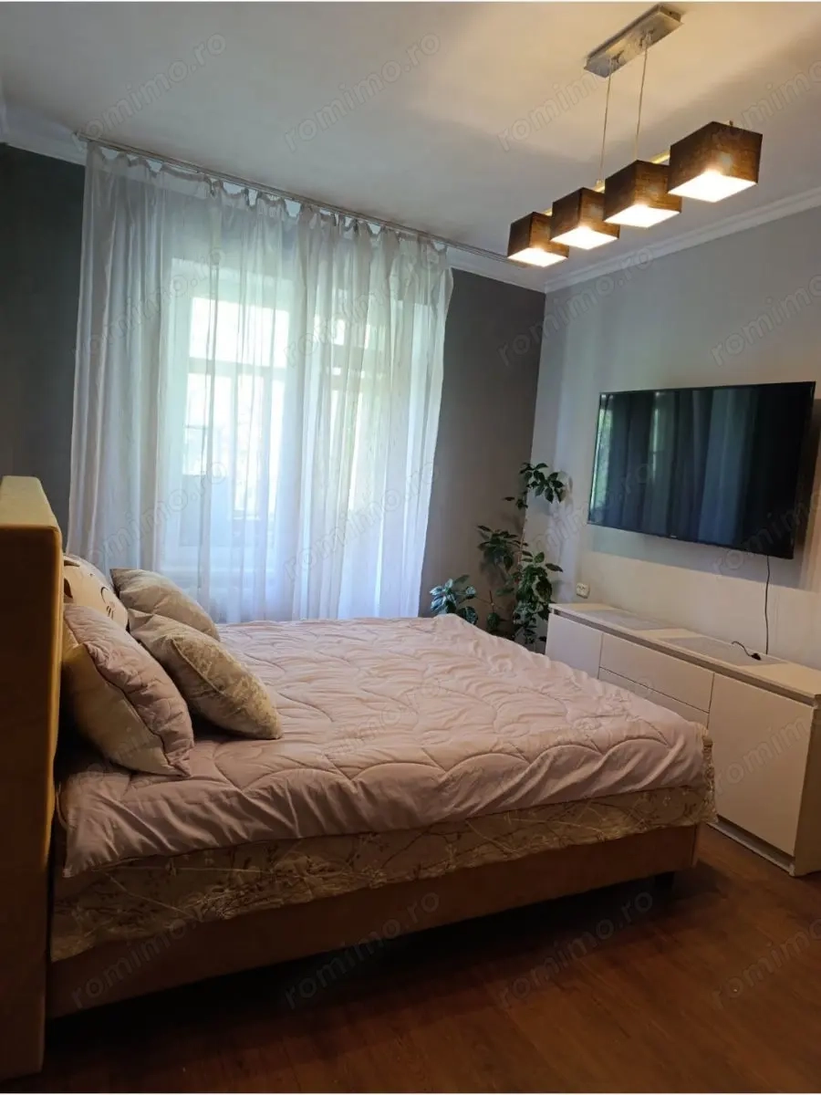 garsoniera in zona titan aproape de metrou