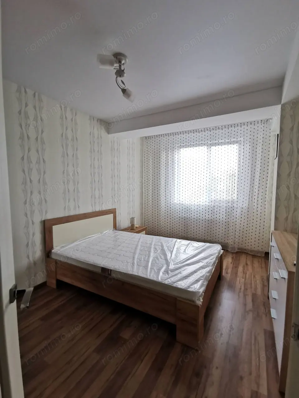 garsoniera cu centrala proprie in zona Obor aproape de metrou