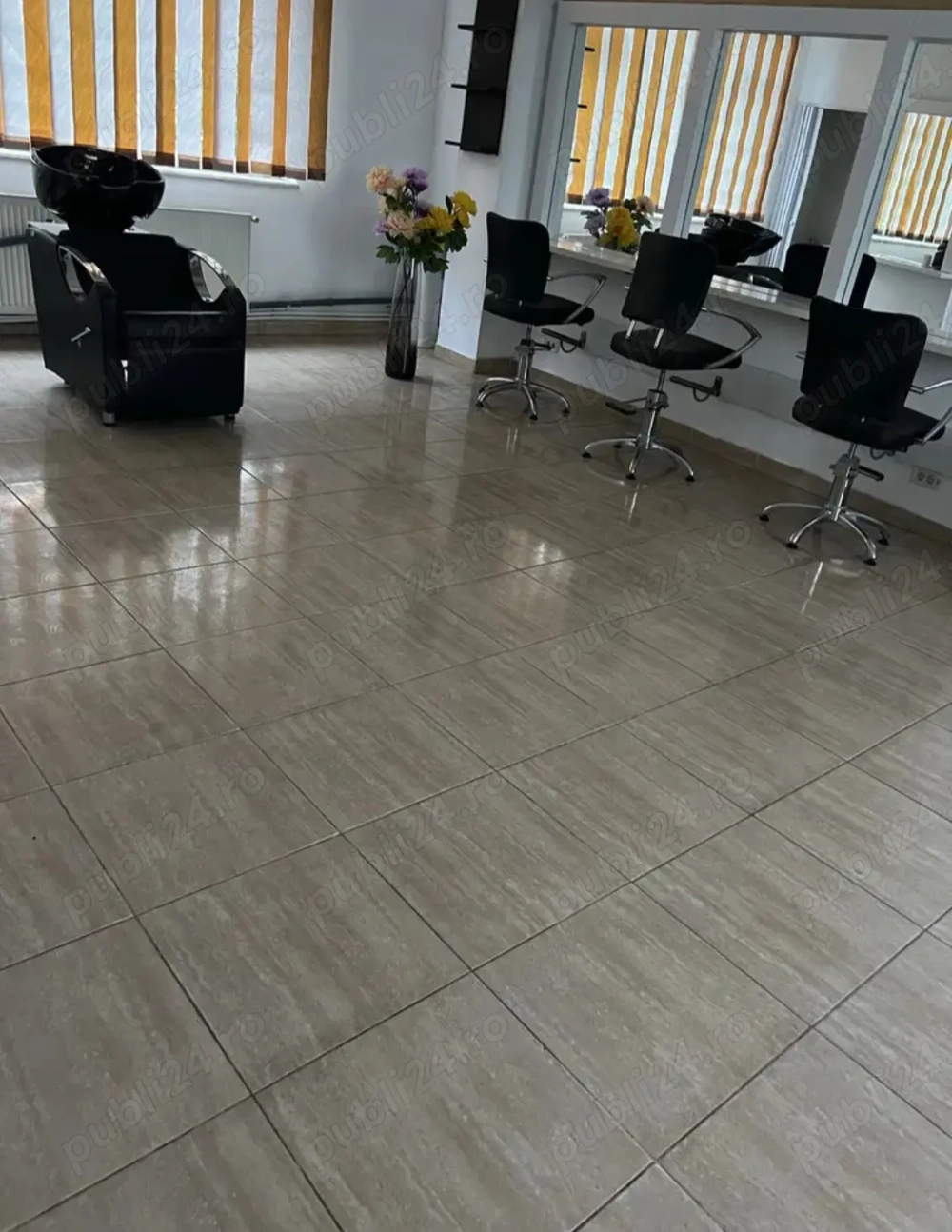 Închiriez post pentru Coafor si alte activități frumesetare