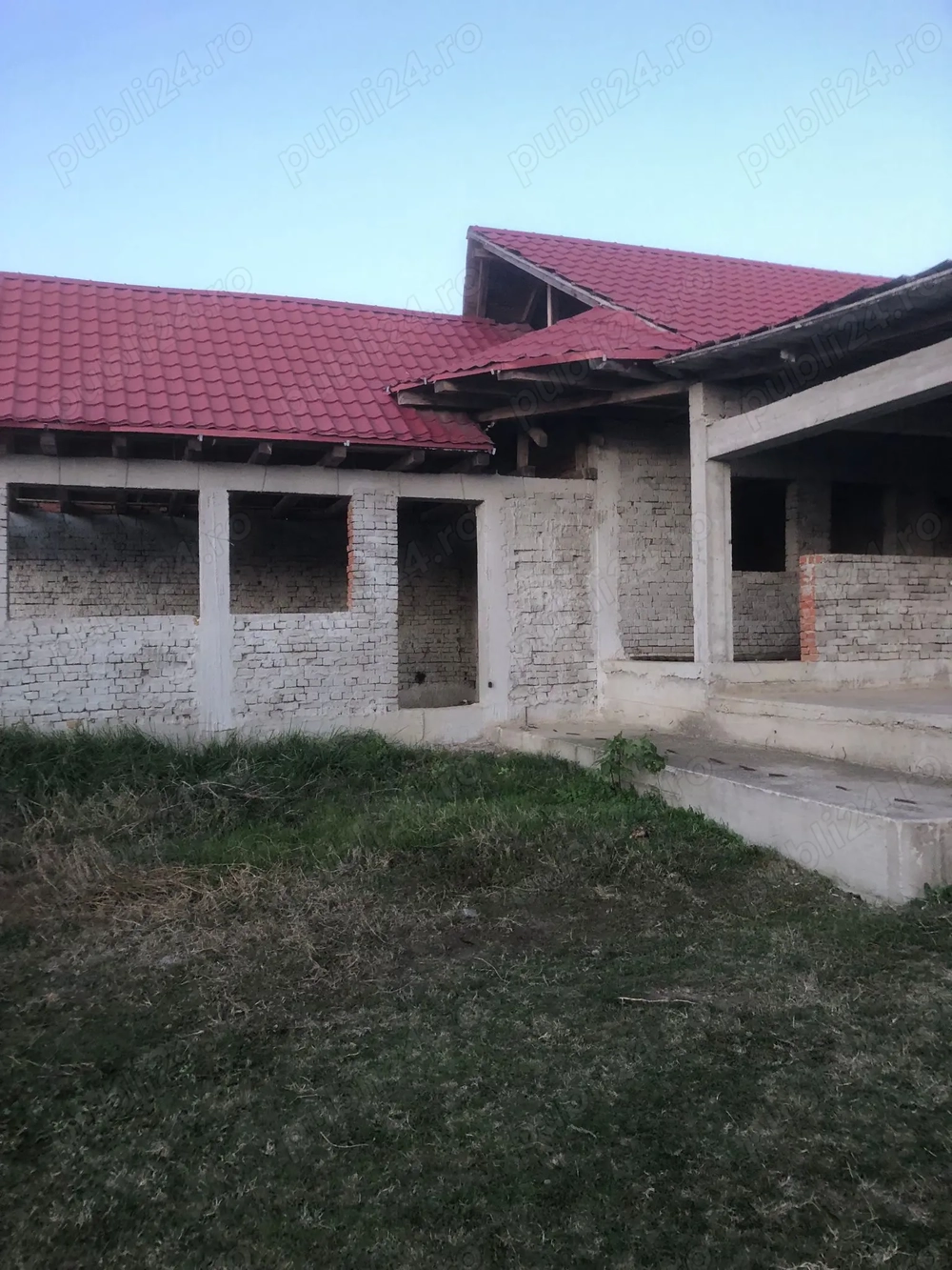 Vând teren și casa comuna Braniștea, jud. Galați Vând teren și casa comuna Braniștea, jud. Galați