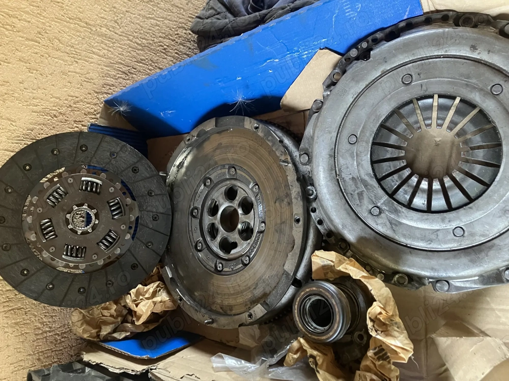 Vând chit ambreiaj Opel insigna complet .v