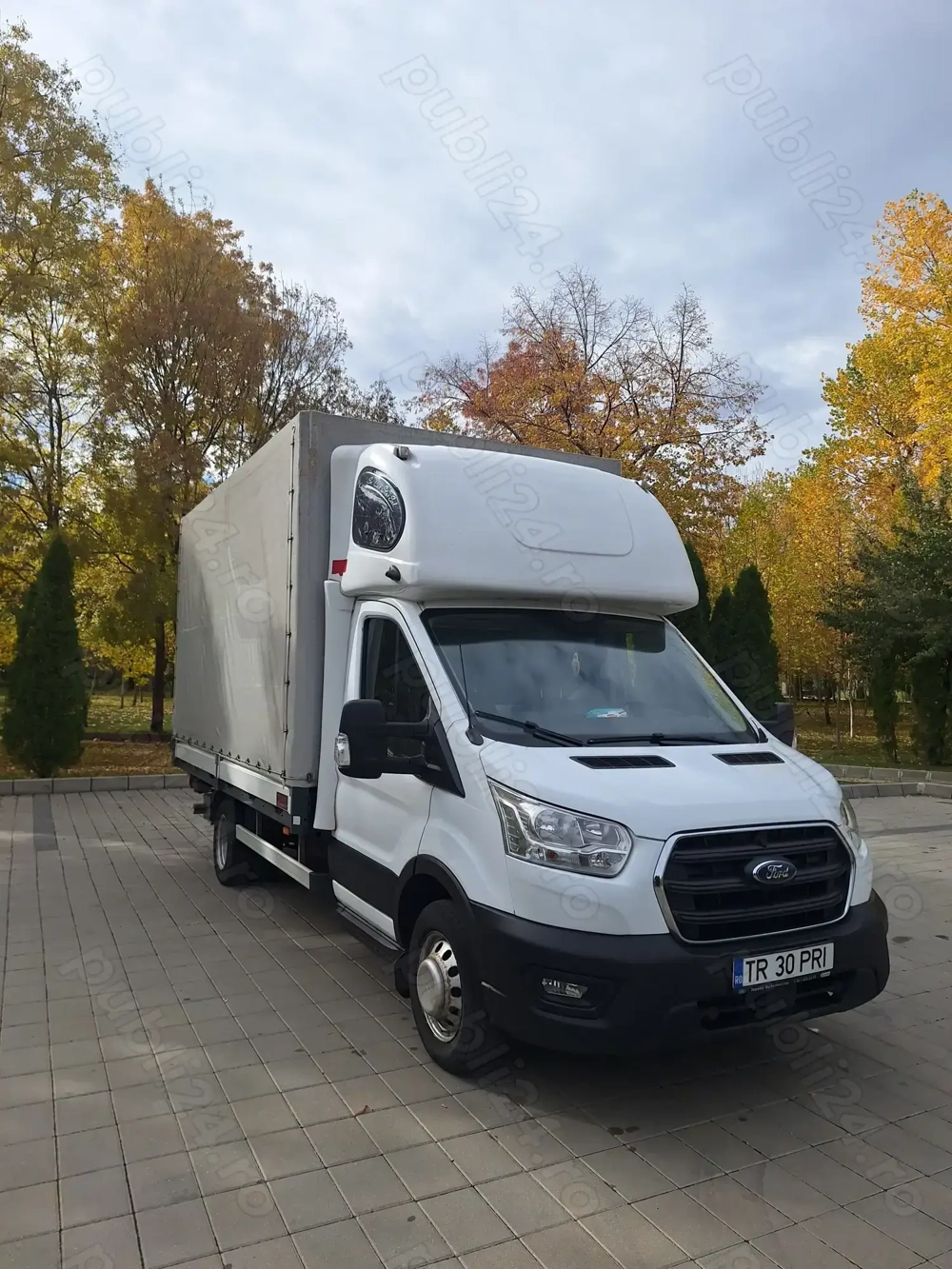 Ford Transit axa dubla 2022