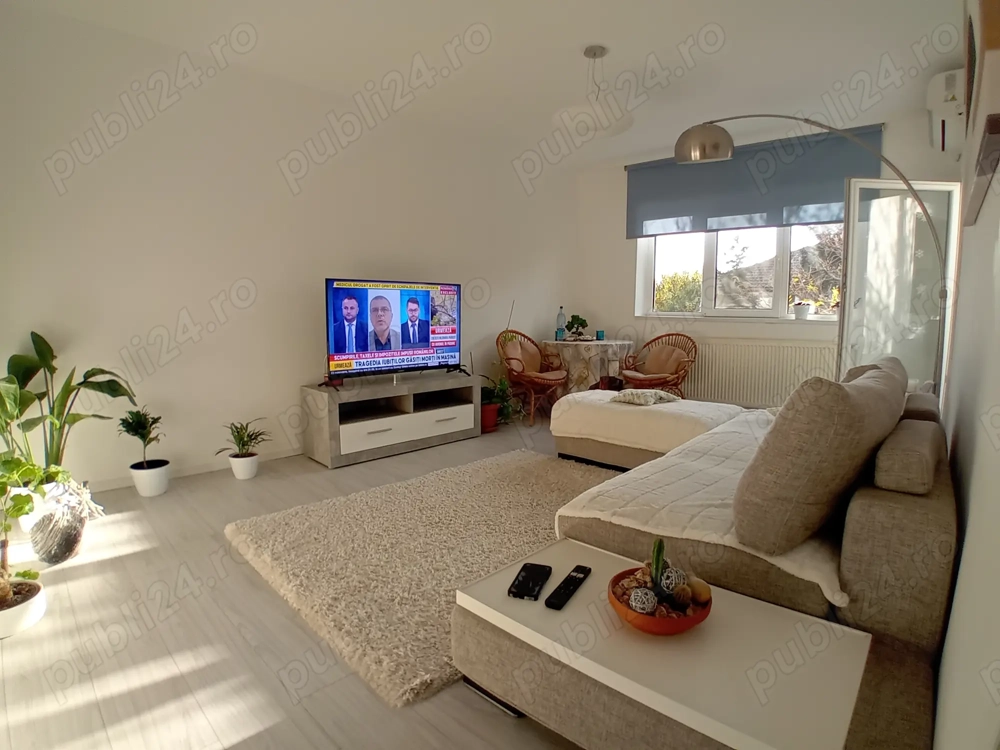 apartament 3 camere, 2 bai, zona Aradului