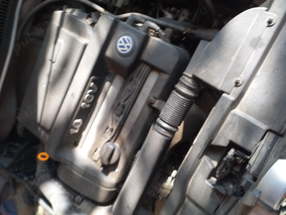 Vand golf4 pentru piese de schimb