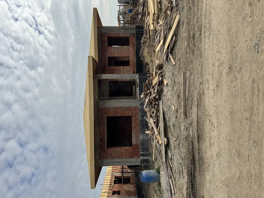 Casa tip parter, la cheie, direct dezvoltator, Branesti