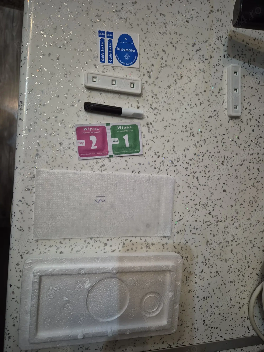 Folie sticlă Iphone 13, aplicată cu lampă UV