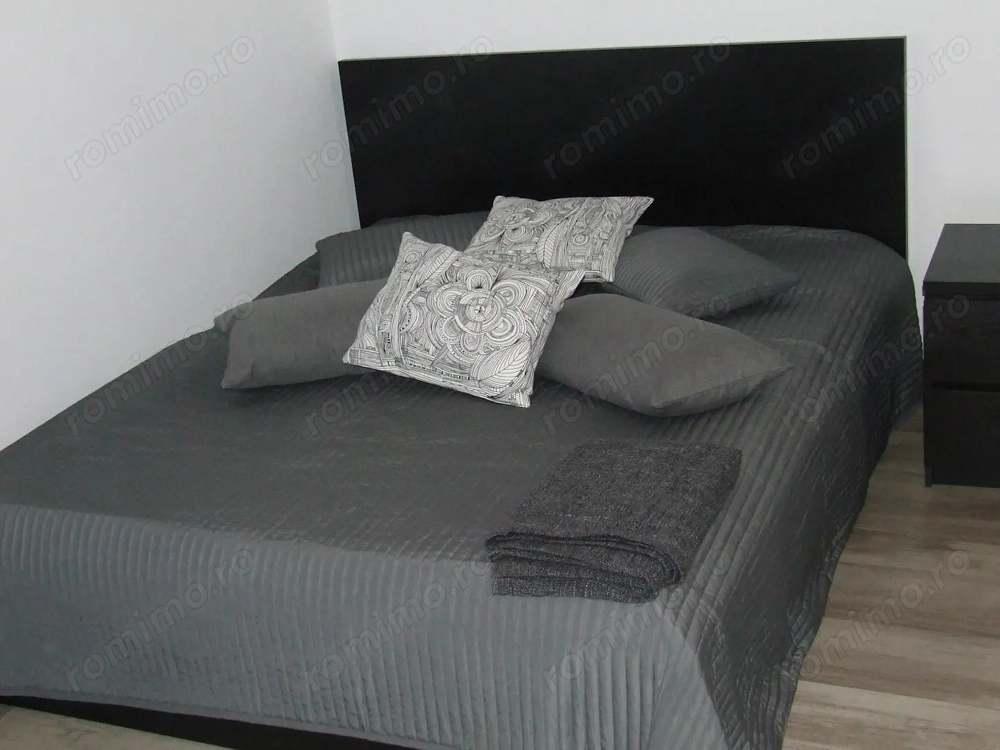 De vanzare apartament cu 3 camere zona Girocului