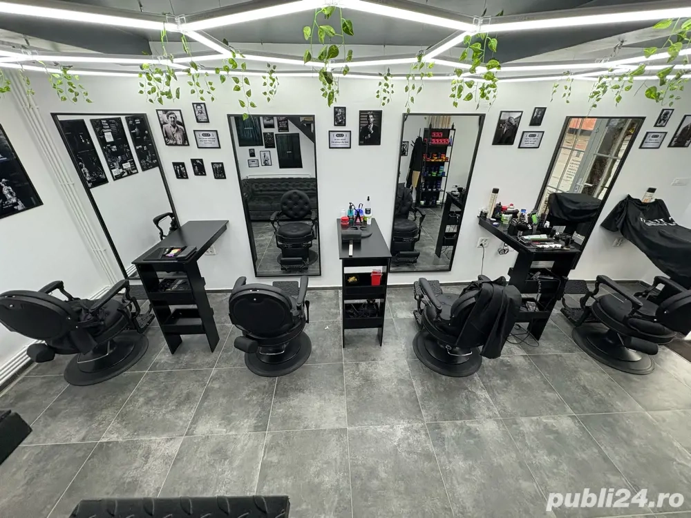 Închiriem scaun barbershop