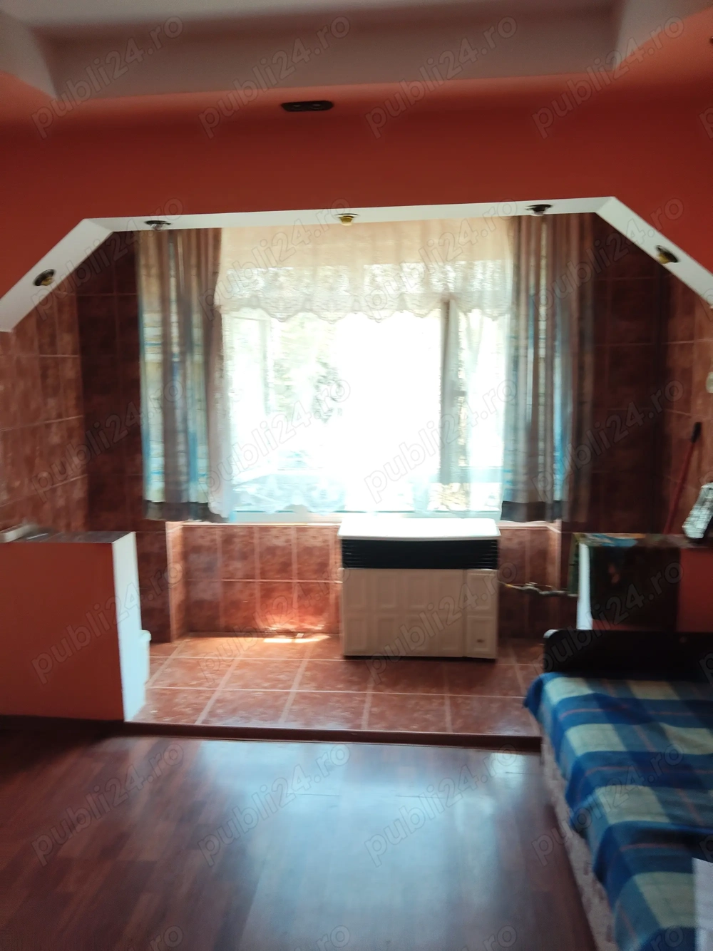 Garsoniera Târgu Jiu judetul Gorj 