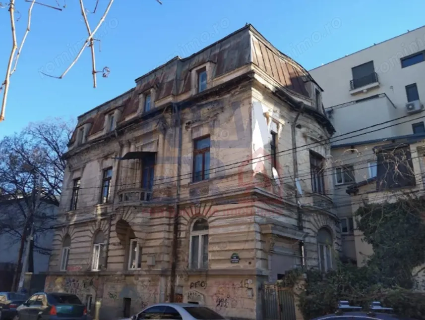 Calea Victoriei - Piata Sfintii Voievizi