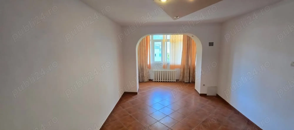 Vand apartament central