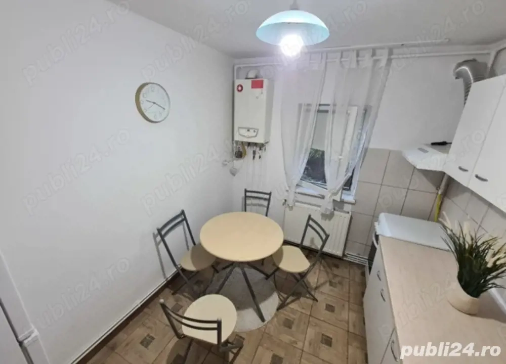 apartament cu 2 camere de inchiriat central 