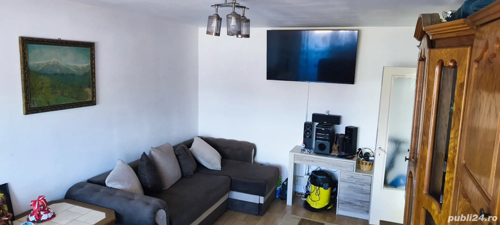 Apartament 3 camere Apartament 3 camere