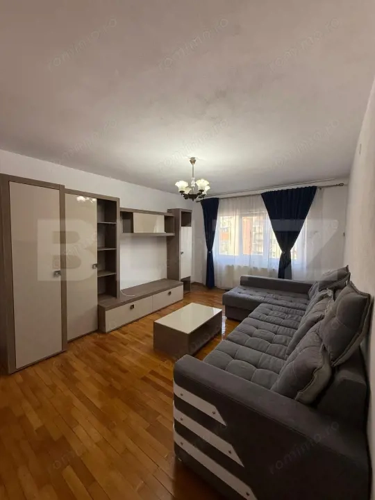 Apartament cu 2 camere, decomandat, Corneliu Coposu