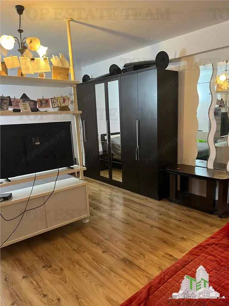 Garsoniera  generoasa de 51mp cu balcon inchis si loc de parcare, zona Prelungirea Ghencea