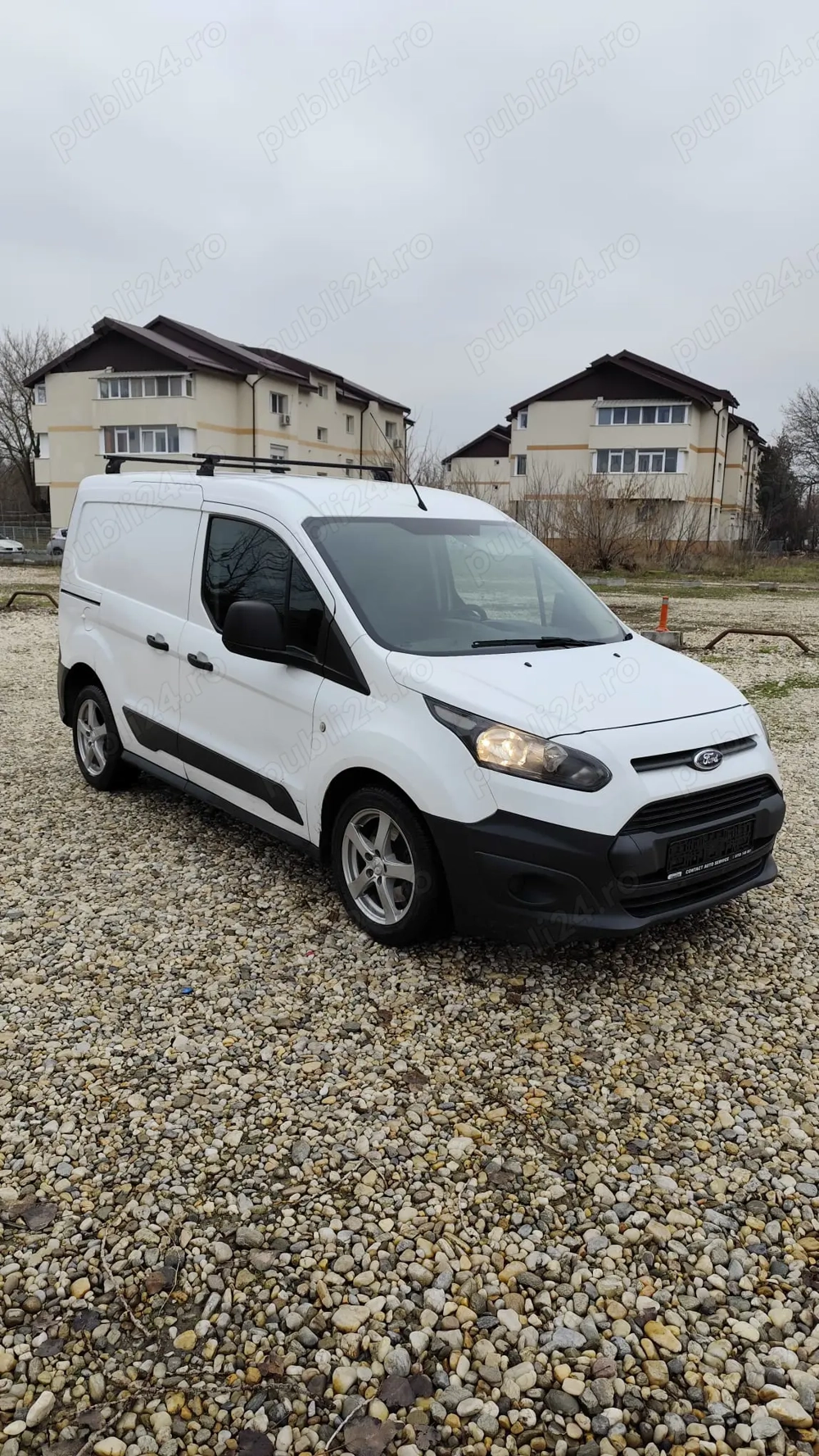 Vând Ford Transit Connect fabr 2014 noiembrie