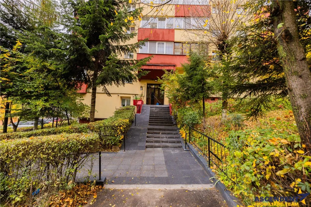 Apartament decomandat si cu doua bai, Racadau, Brasov