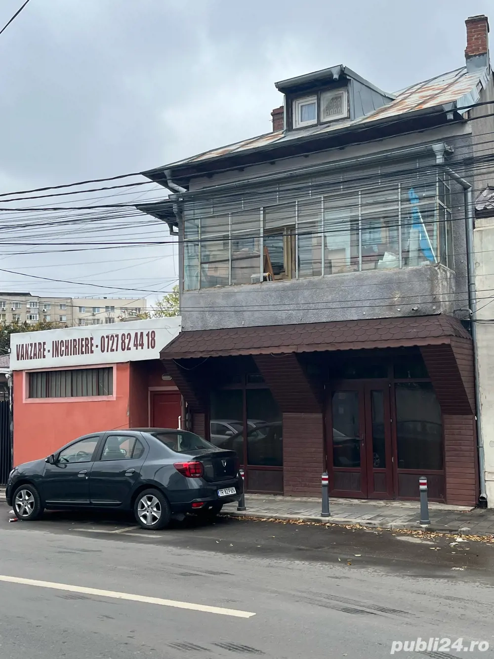 vand vila spatiu comercial 