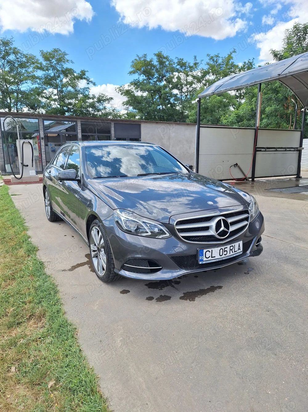 Mercedes-Benz E 300 Hybrid Avantgarde