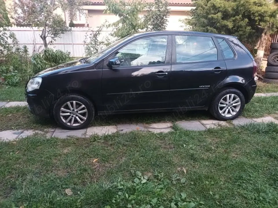 Volkswagen Polo, an 2009, 1,4 benzina, aer cond, geamuri si oglinzi electrice, model UNITED