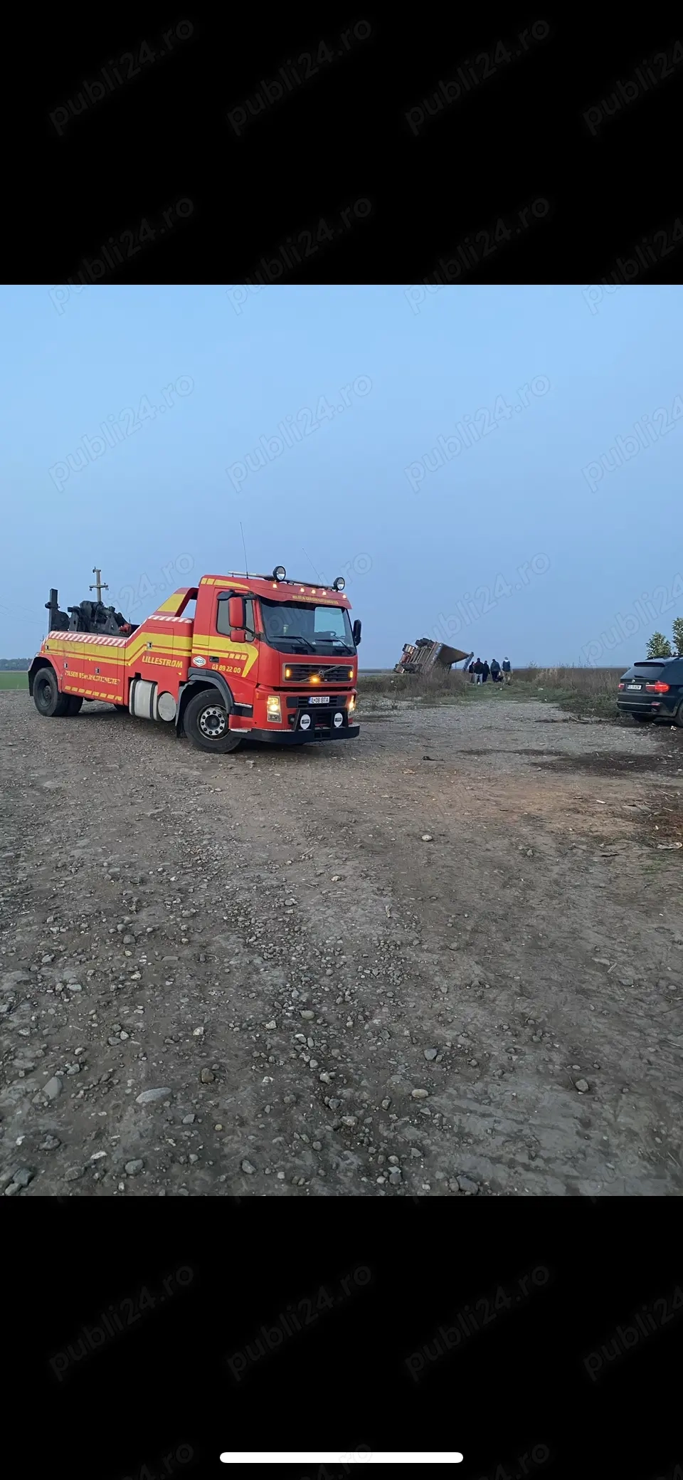 Tractari camioane autobuze utilaje 