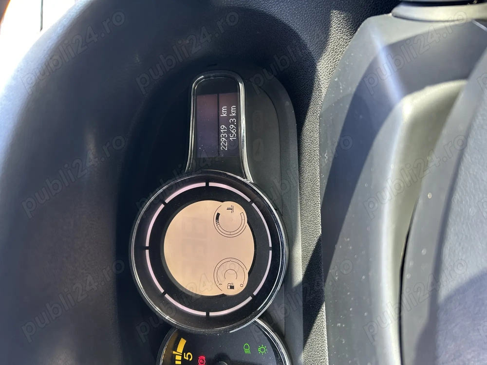 Vând Reneaul Megan Bose edition 2011