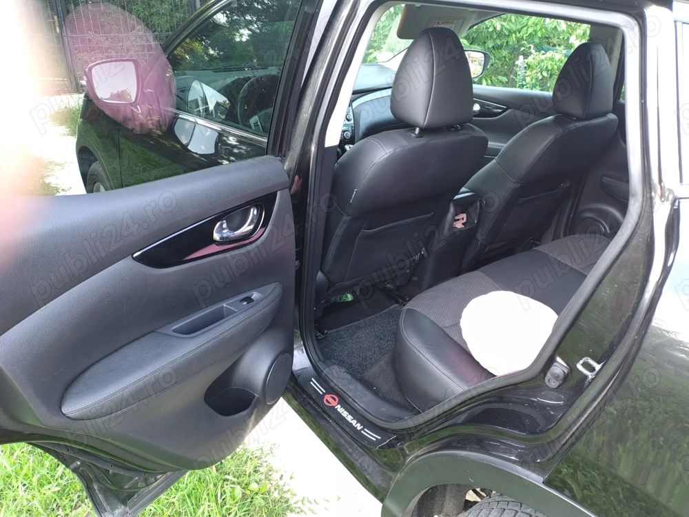 Nissan Qashqai  Nissan Qashqai