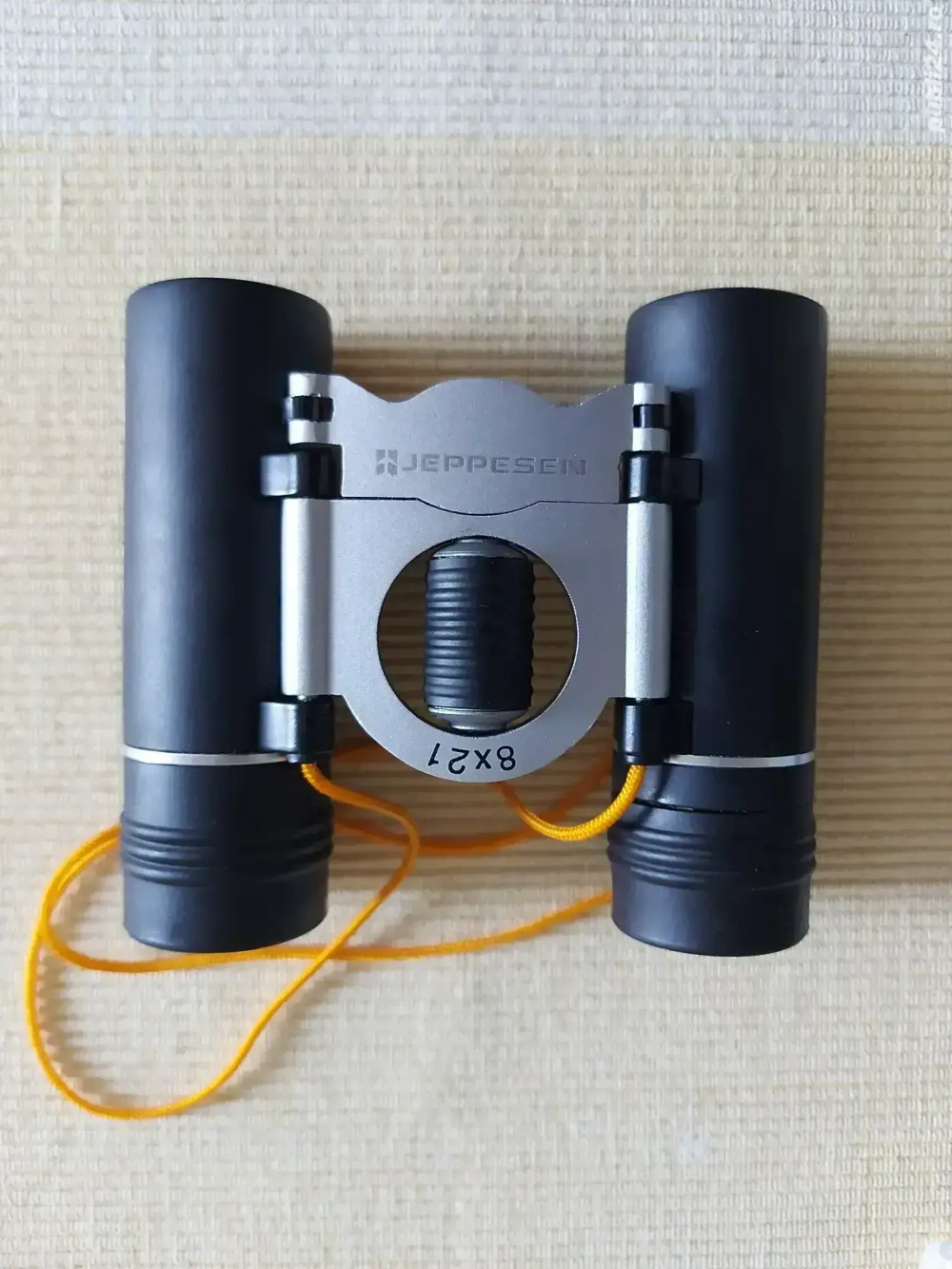 vînd binoclu teatru