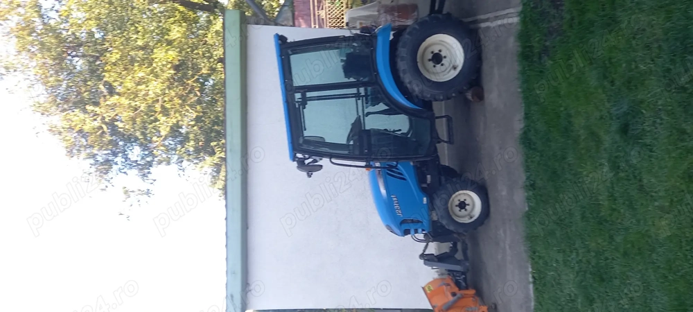 Vând tractor Mitsubishi J23HST
