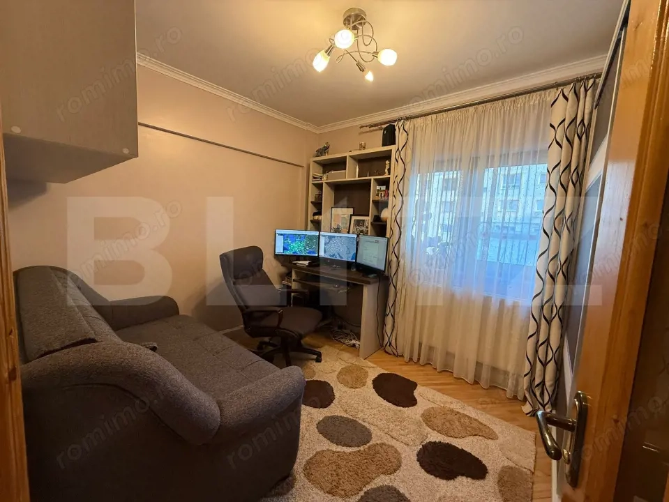 Apartament 4 camere, etaj intermediar, cartier Burdujeni