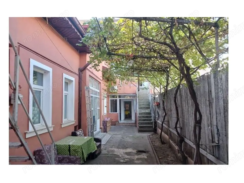 Casa 5 camere Rahova