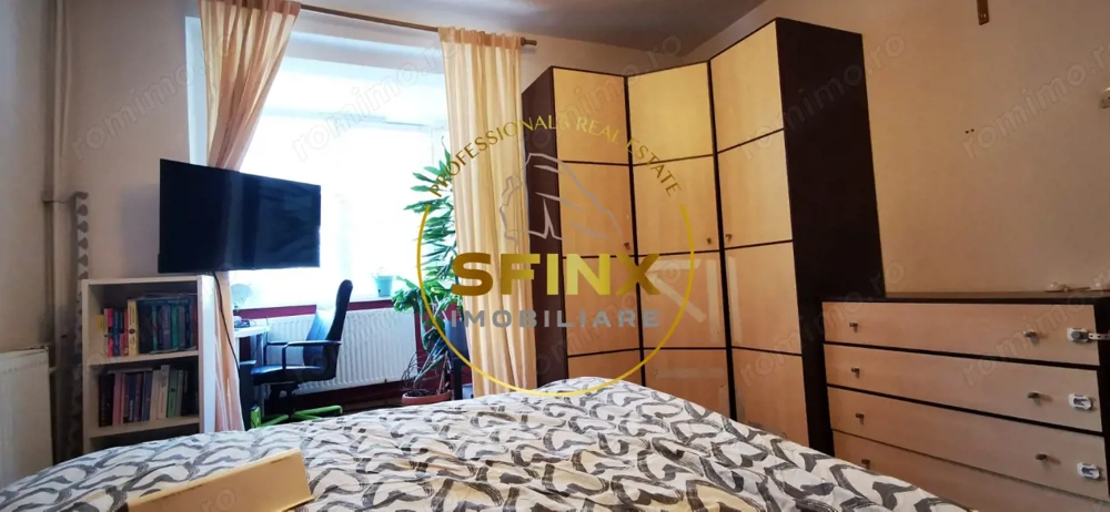 2 camere Titan Minis etaj 3/4 metrou amenajat