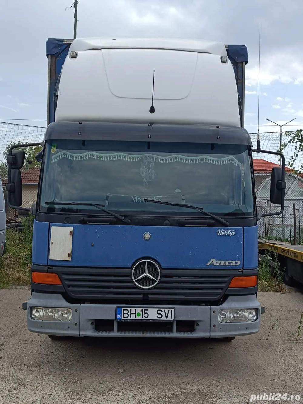 Vand camion Mercedes-Benz 