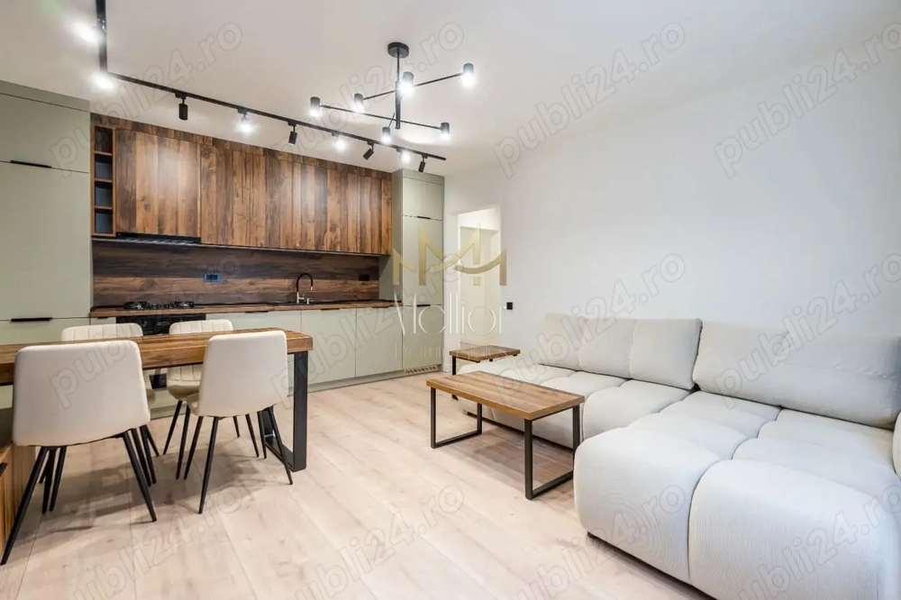 Apartament 3 camere de vanzare