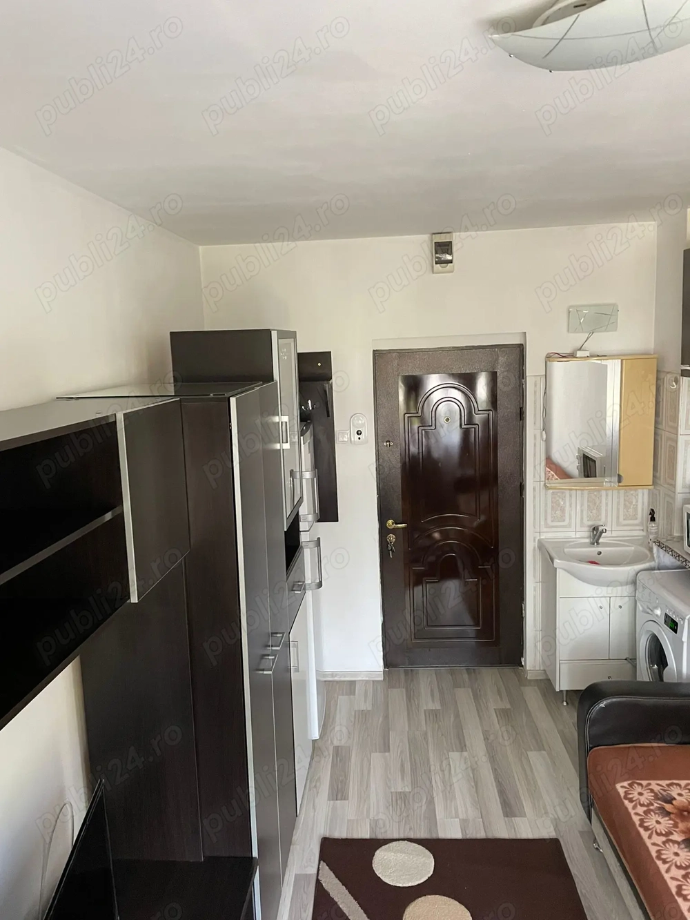 Vanzare camera de camin